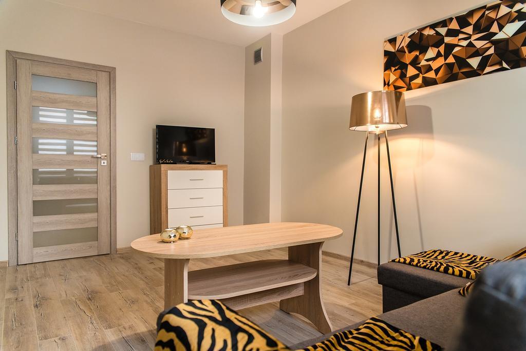 Apartament Deluxe Centrum 2 Apartment Koszalin Exterior photo