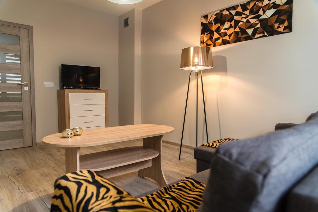 Apartament Deluxe Centrum 2 Apartment Koszalin Exterior photo
